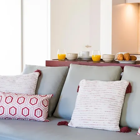 Leisure Luxury Downtown Duplex By Joivy * Lisbona