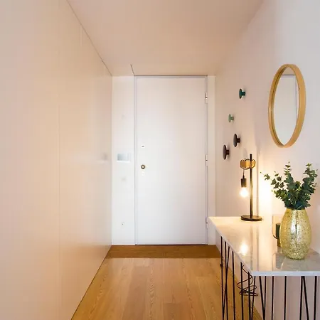 Leisure Luxury Downtown Duplex By Joivy * Lisbona